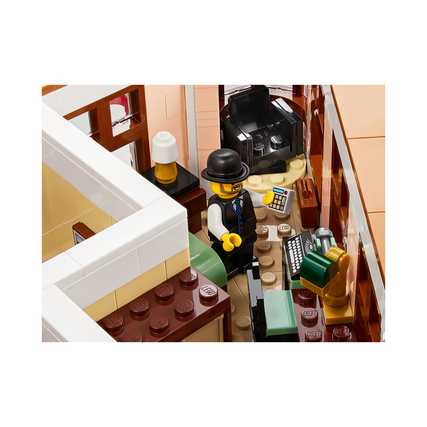 LEGO Icons 10297 - L&rsquo;h&ocirc;tel-boutique