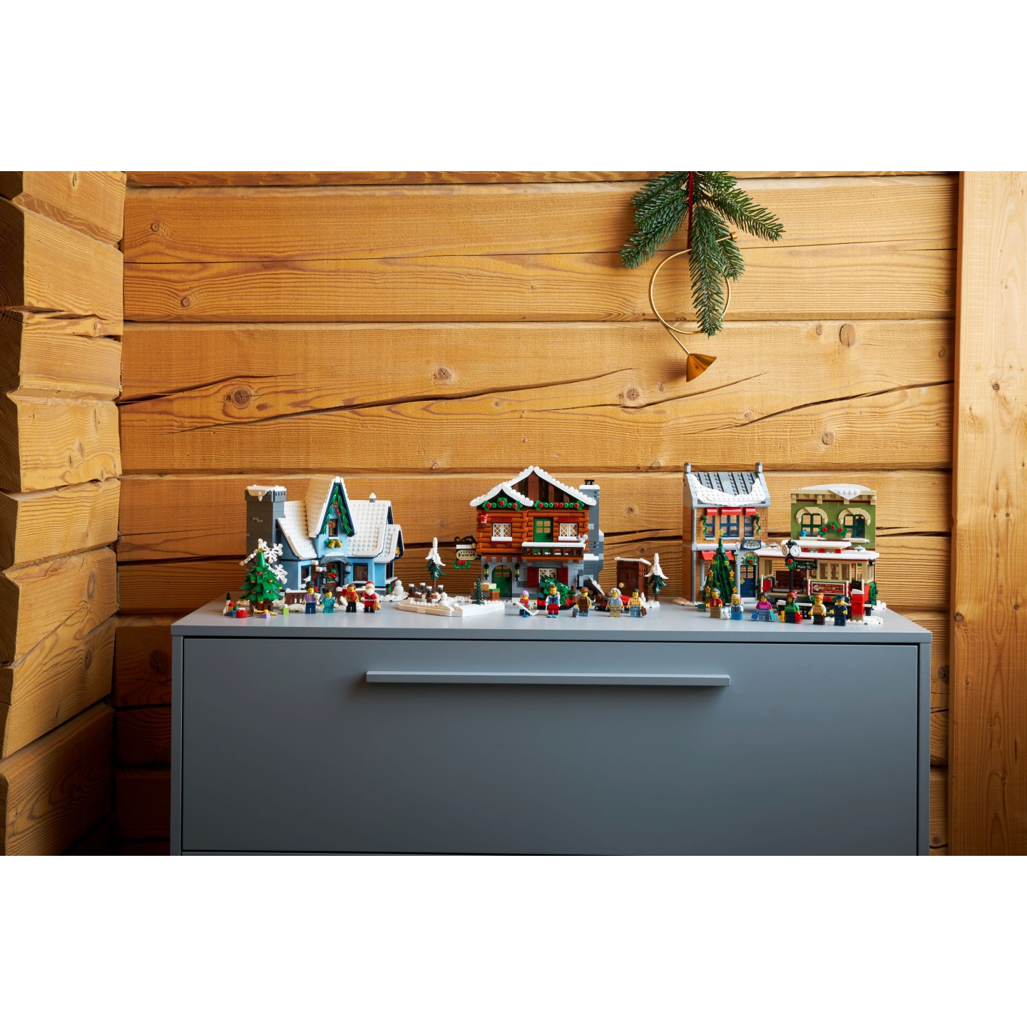 LEGO Icons 10325 - Le chalet alpin