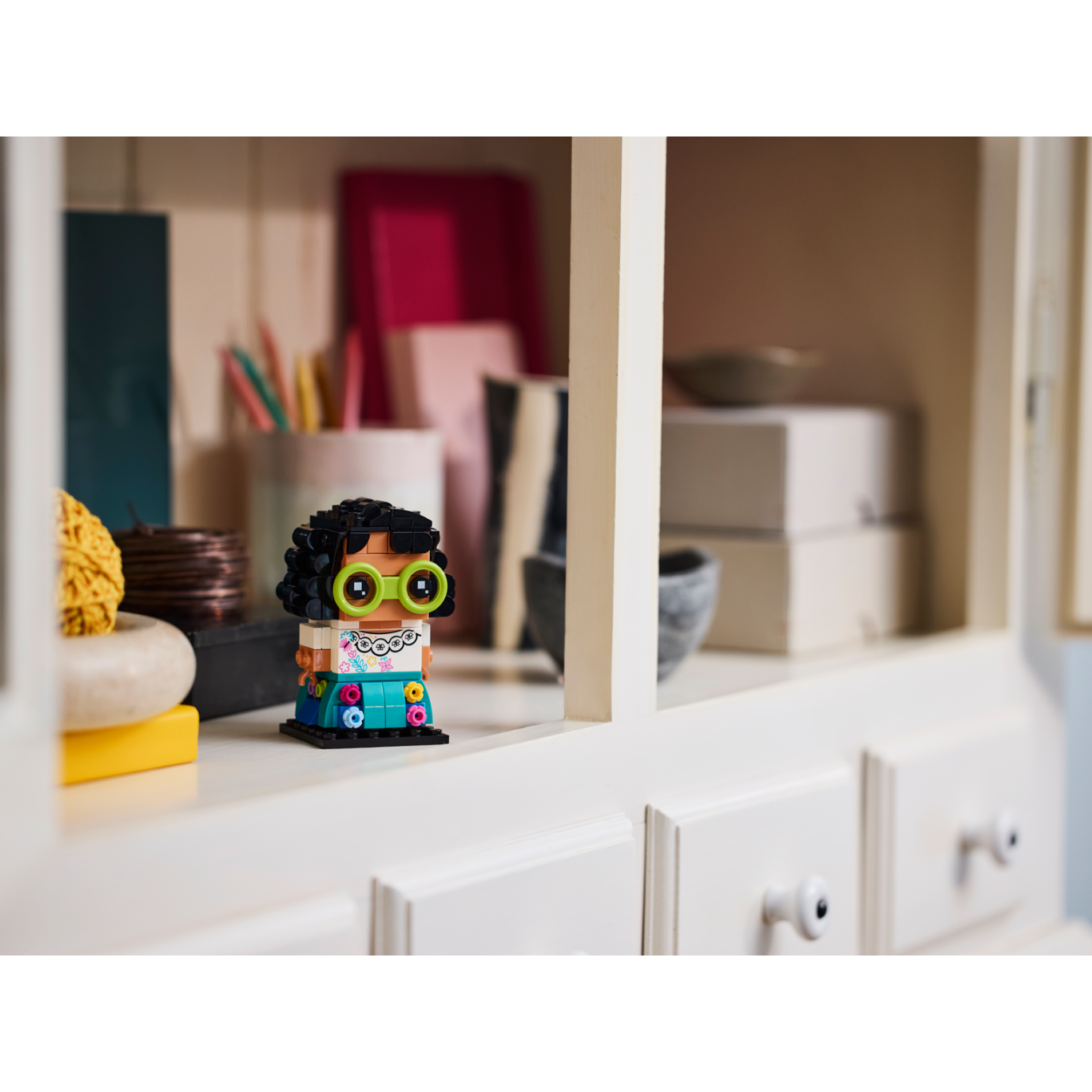 LEGO BrickHeadz 40753 - Mirabel Madrigal - Disney Encanto